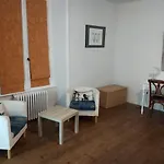 Le Voltaire Bed and breakfast 3*