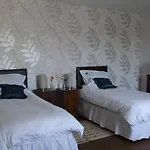 Le Voltaire 3*