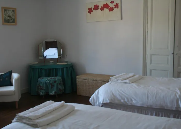 Le Voltaire Bed & Breakfast Airvault